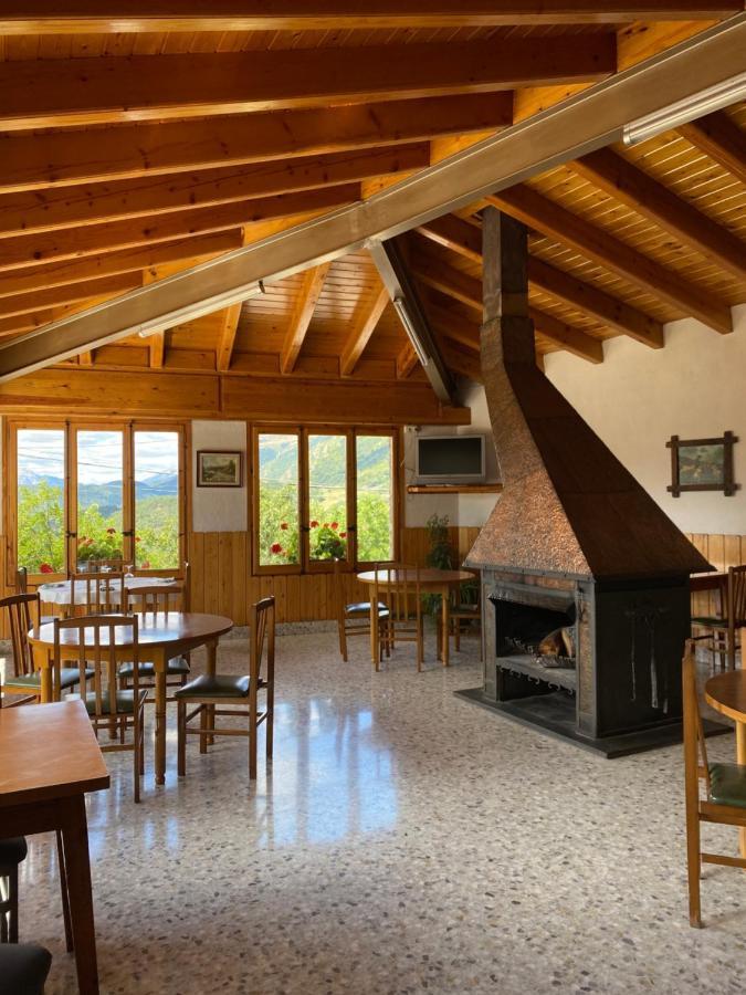 Hostal Alt Llobregat Castellar De N'Hug Eksteriør bilde