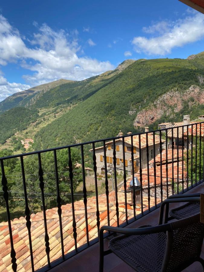 Hostal Alt Llobregat Castellar De N'Hug Eksteriør bilde